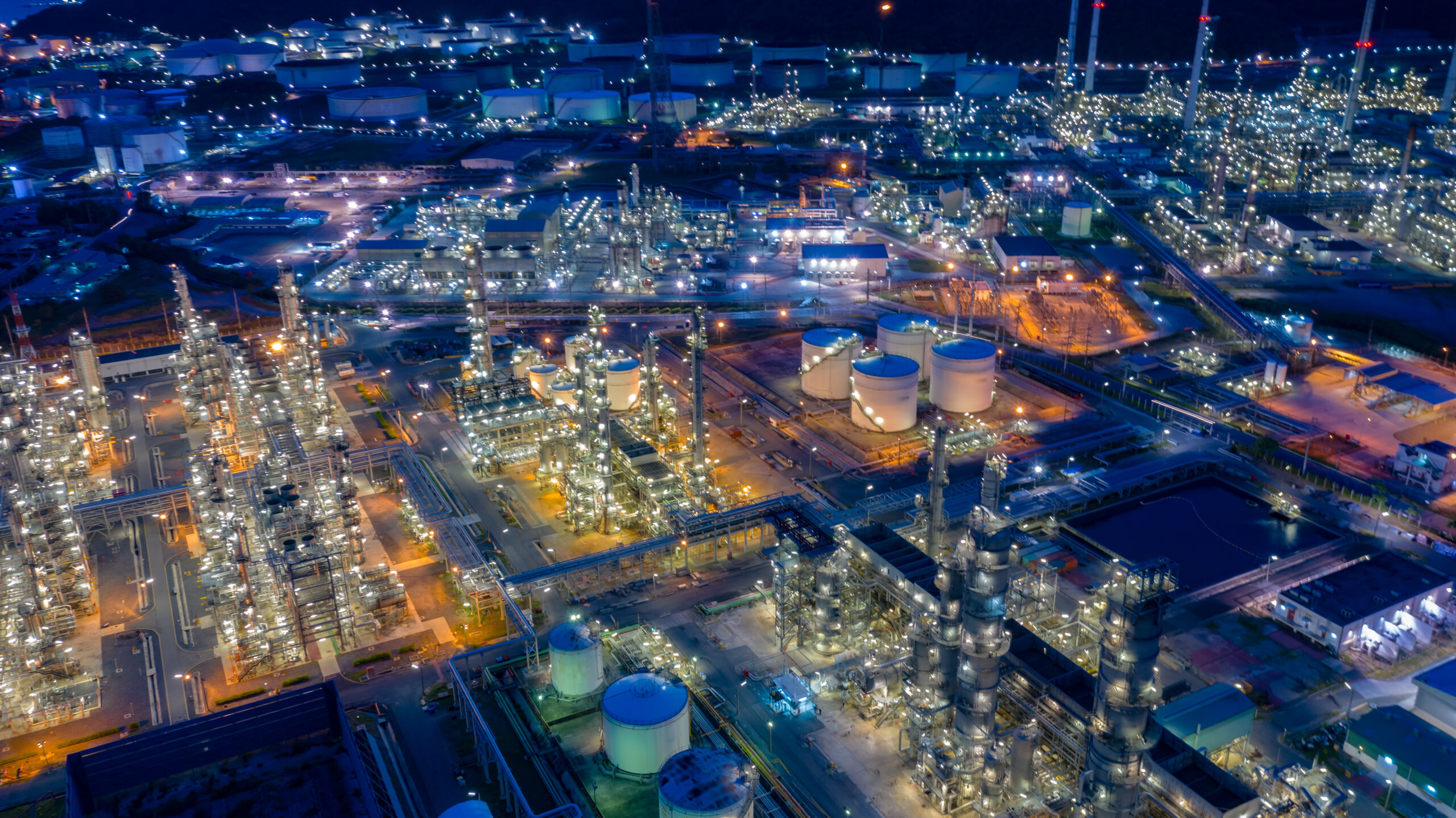 Oil refinery, a large modern oil industry